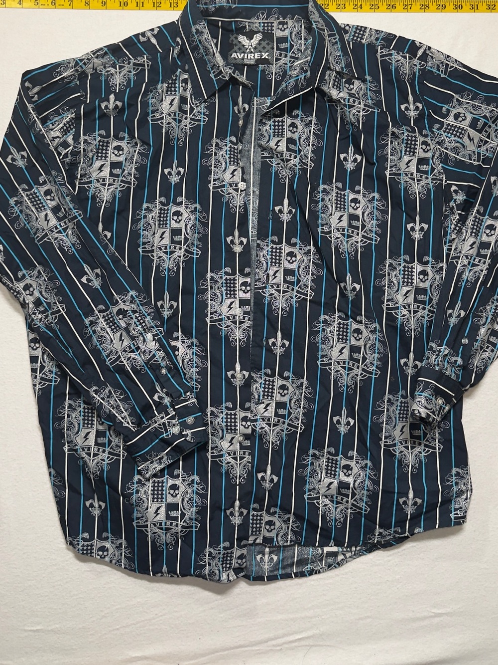 Avirex Men's Black Patterned Button-Up Shirt vintage y2K